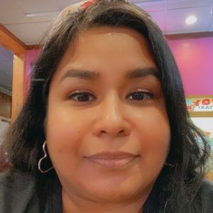 Meet your Posher, Caryn